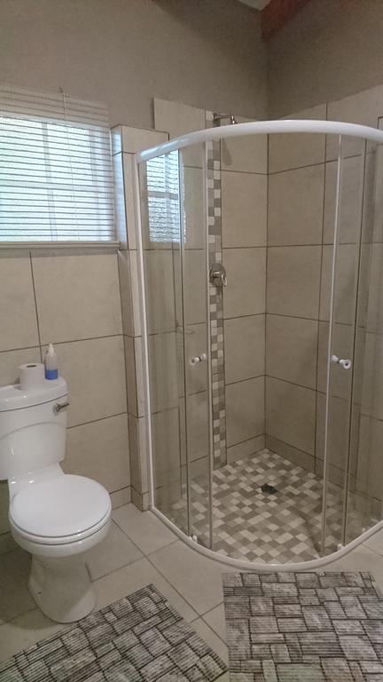 Вилла Numbi Hills Self-Catering Хейзивью Экстерьер фото